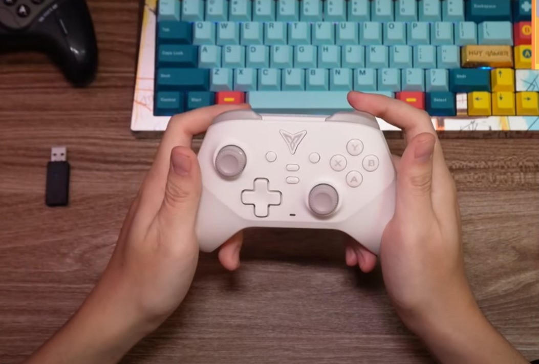 เป็นเจ้าของประสบการณ์เกมมิ่งระดับเทพกับ Flydigi Dune Fox Controller - ตัวควบคุมเกมสุดล้ำที่คุณต้องมี